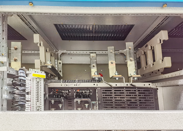 配電柜內部細節(jié)