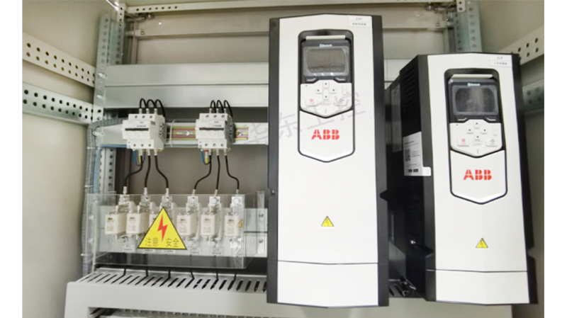 華東工控-變頻柜細節 華東工控-變頻柜細節