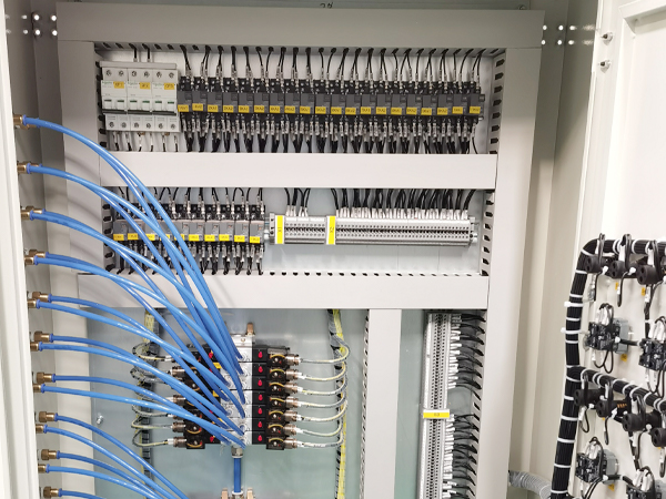 控制箱細(xì)節(jié) 控制箱細(xì)節(jié)