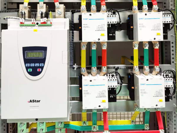 軟起柜細節(jié) 軟起柜細節(jié)