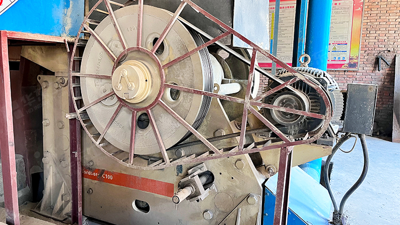 破碎機廠家如何選擇自動化控制系統？